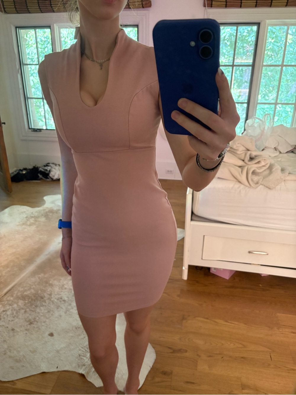 Sleeveless Pink Mini Bodycon Dress with V-Notch Neckline